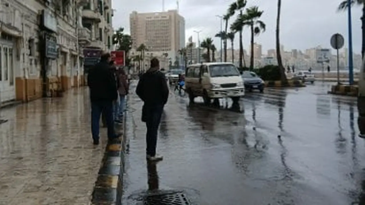 تقلبات جوية وأمطار ونشاط للرياح خلال طقس أول أيام عيد الفطر 2026